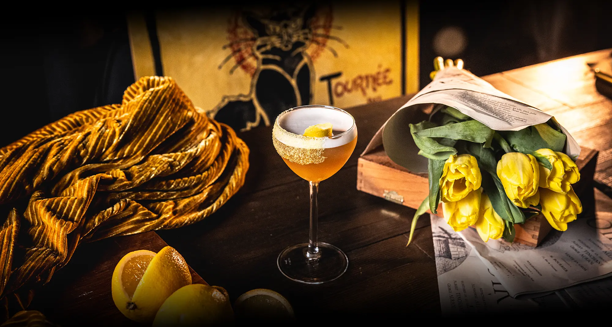 Belle Epoque vintage cocktails and absinthe at Chat Noir cabaret dinner experience London