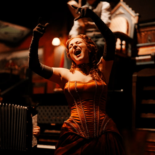 The Lost Estate Chat Noir immersive cabaret show featuring live music and performance