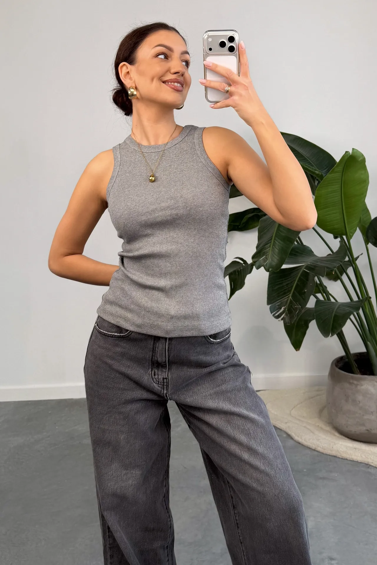 Cloth Store elegant women's clothing on model