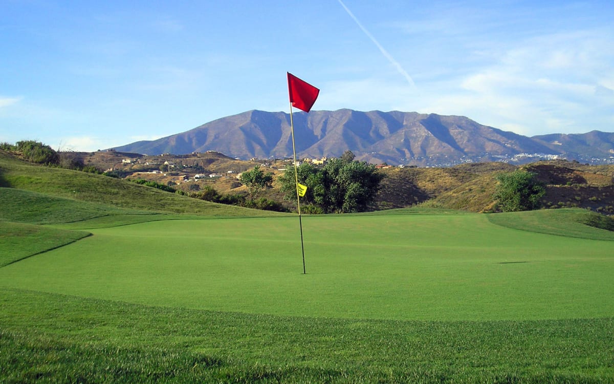 Calanova Golf Club - reserva greenfee en Mijas, Málaga