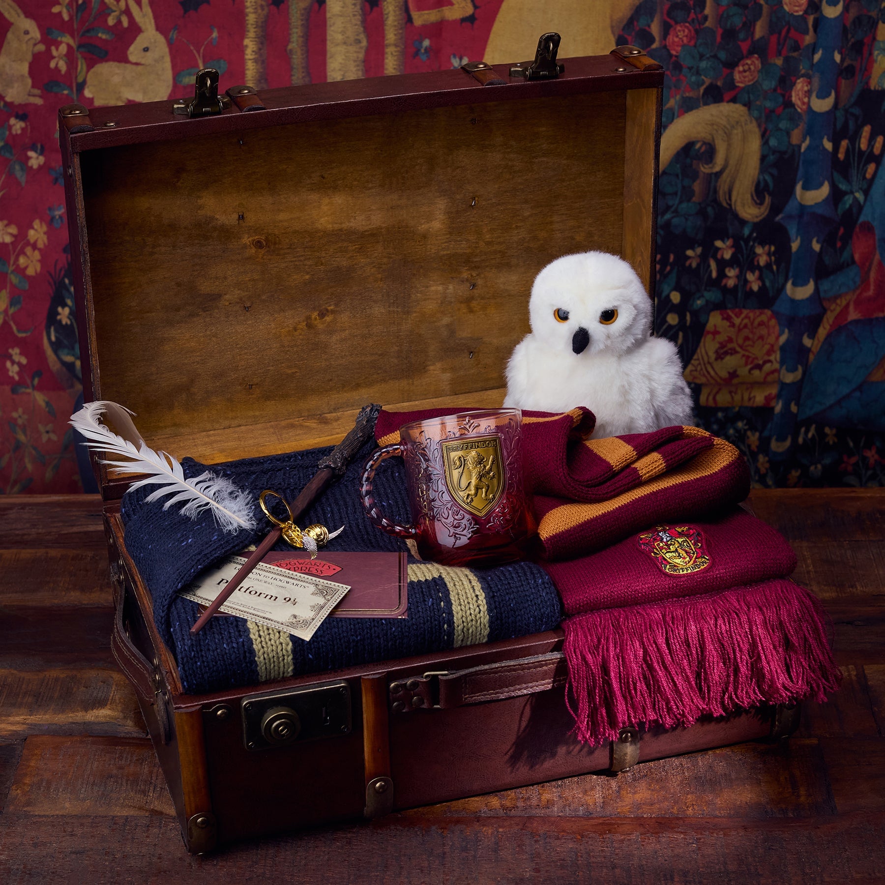 Harry Potter Gift Trunk Set from the official online shop