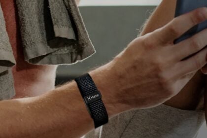 Hume Band 2.0 wird am Handgelenk getragen