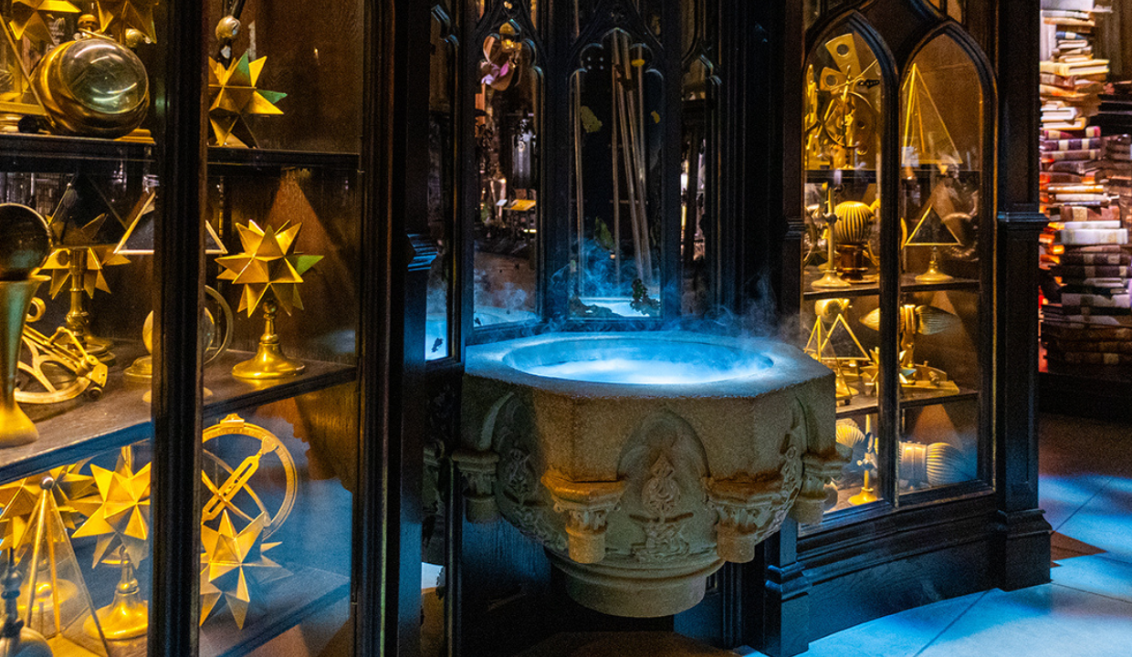 Pensieve visual effects display at Warner Bros. Studio Tour Tokyo
