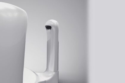 Aetrex foot scanning and footwear fitting scene