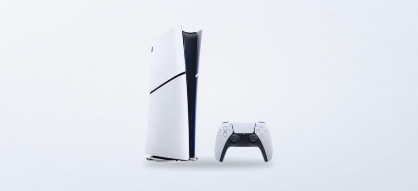 Sony PlayStation 5 Slim Digital Console auf hellem Hintergrund