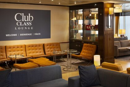 Club Class ferry lounge aboard the Oscar Wilde