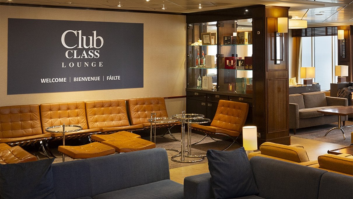Club Class ferry lounge aboard the Oscar Wilde