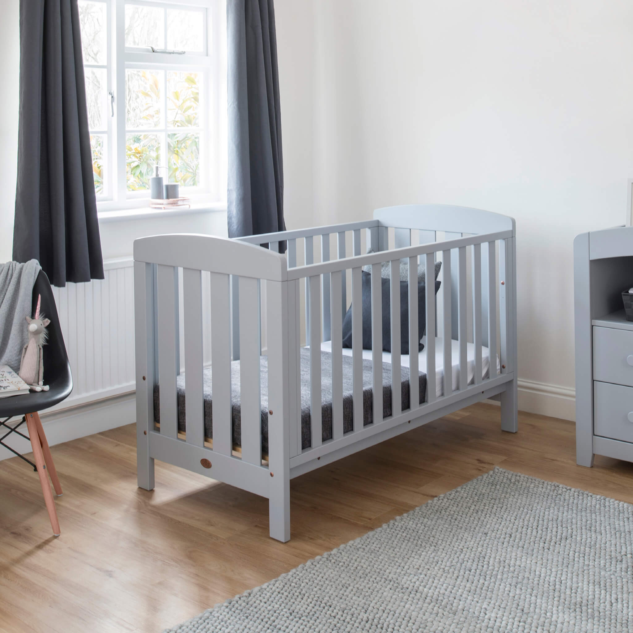 Alice cot bed in pebble finish