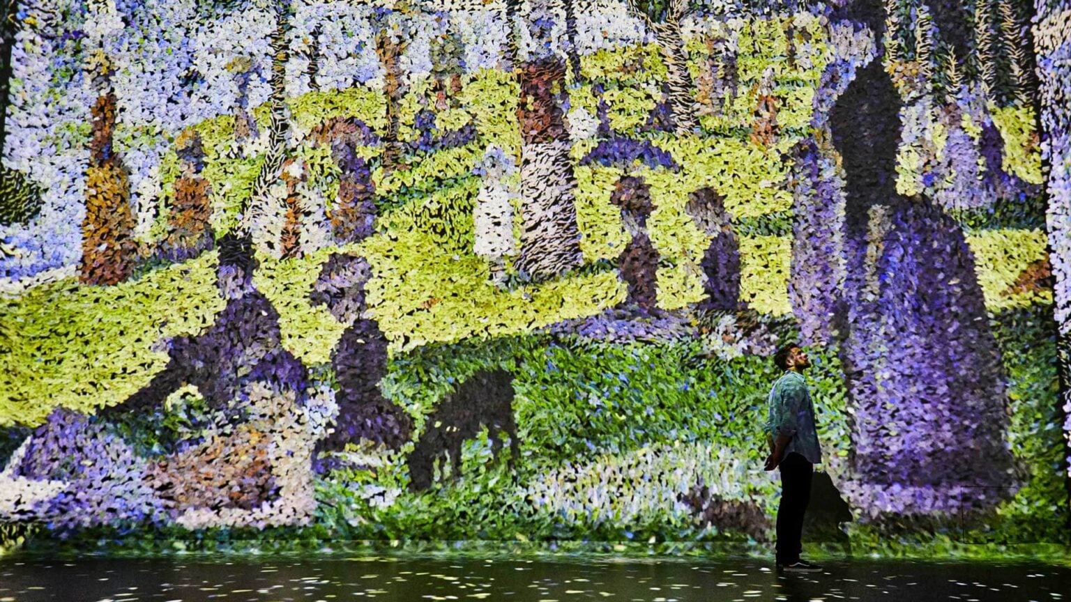 Colourful Seurat-inspired projection in the Colour In Motion gallery at Frameless