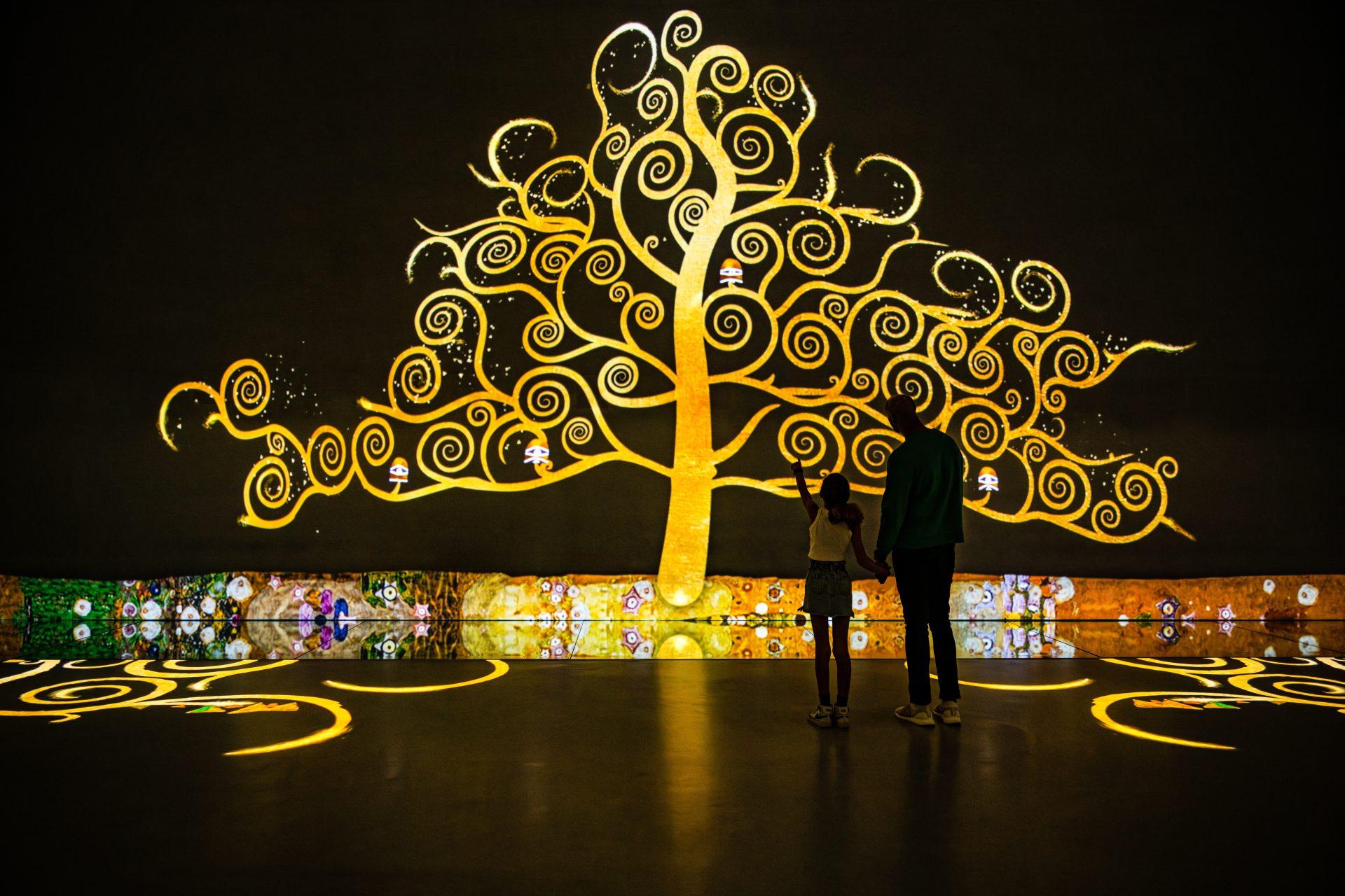 Klimt Tree of Life artwork in the Frameless experience