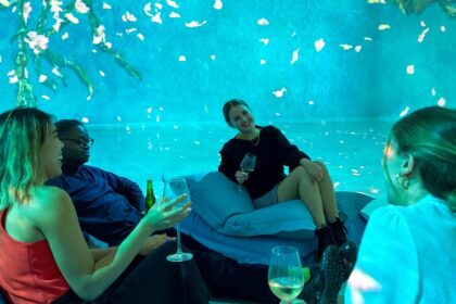 Frameless immersive gallery during a Lates evening