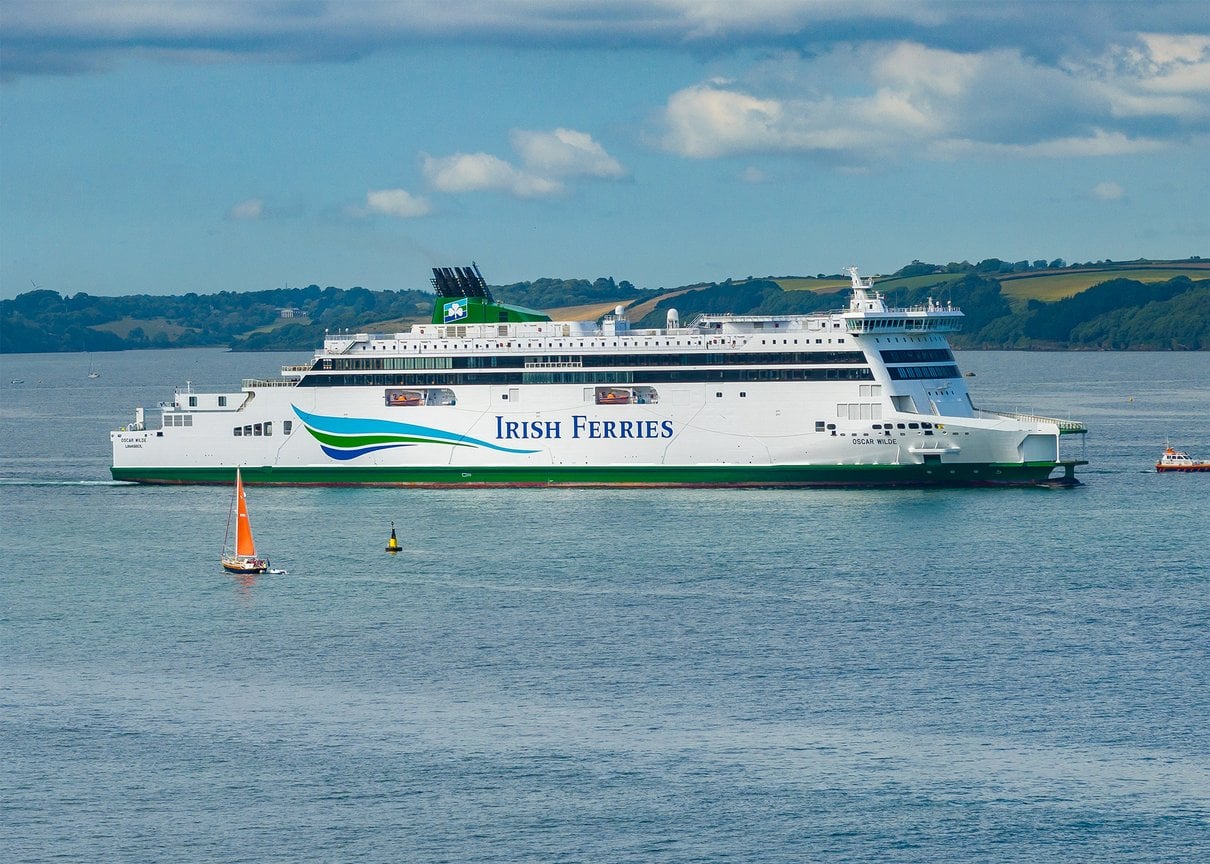 Oscar Wilde ferry