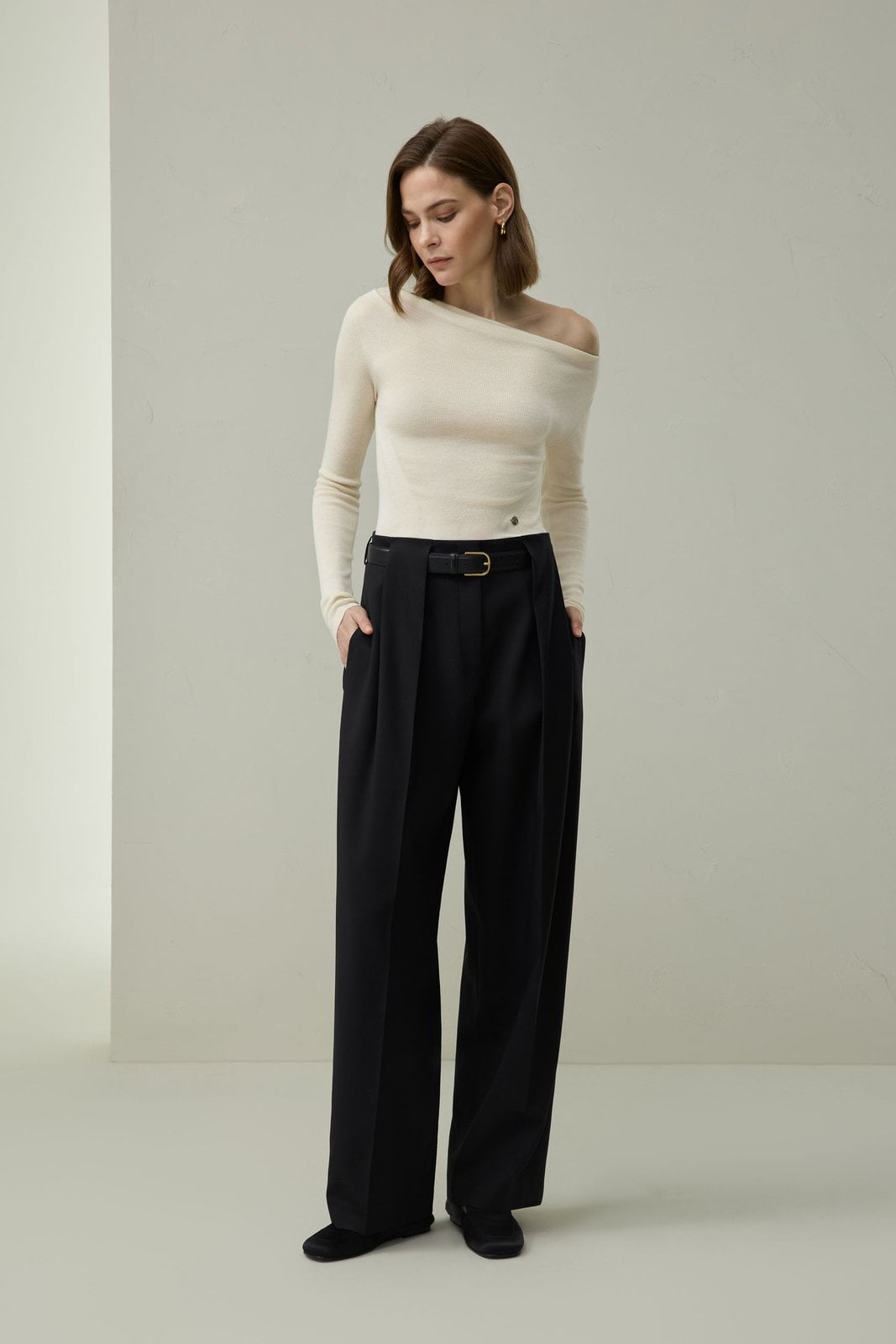 Haut blanc épaules dénudées en mélange soie-cachemire Lilysilk