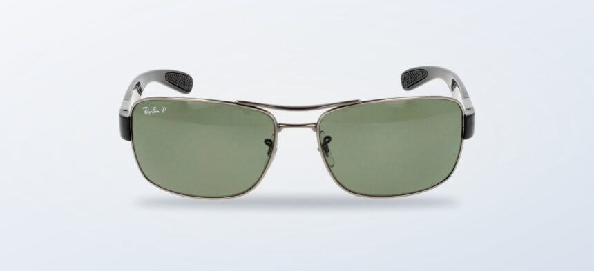 Lentes solares Ray-Ban RB3522P grises de frente