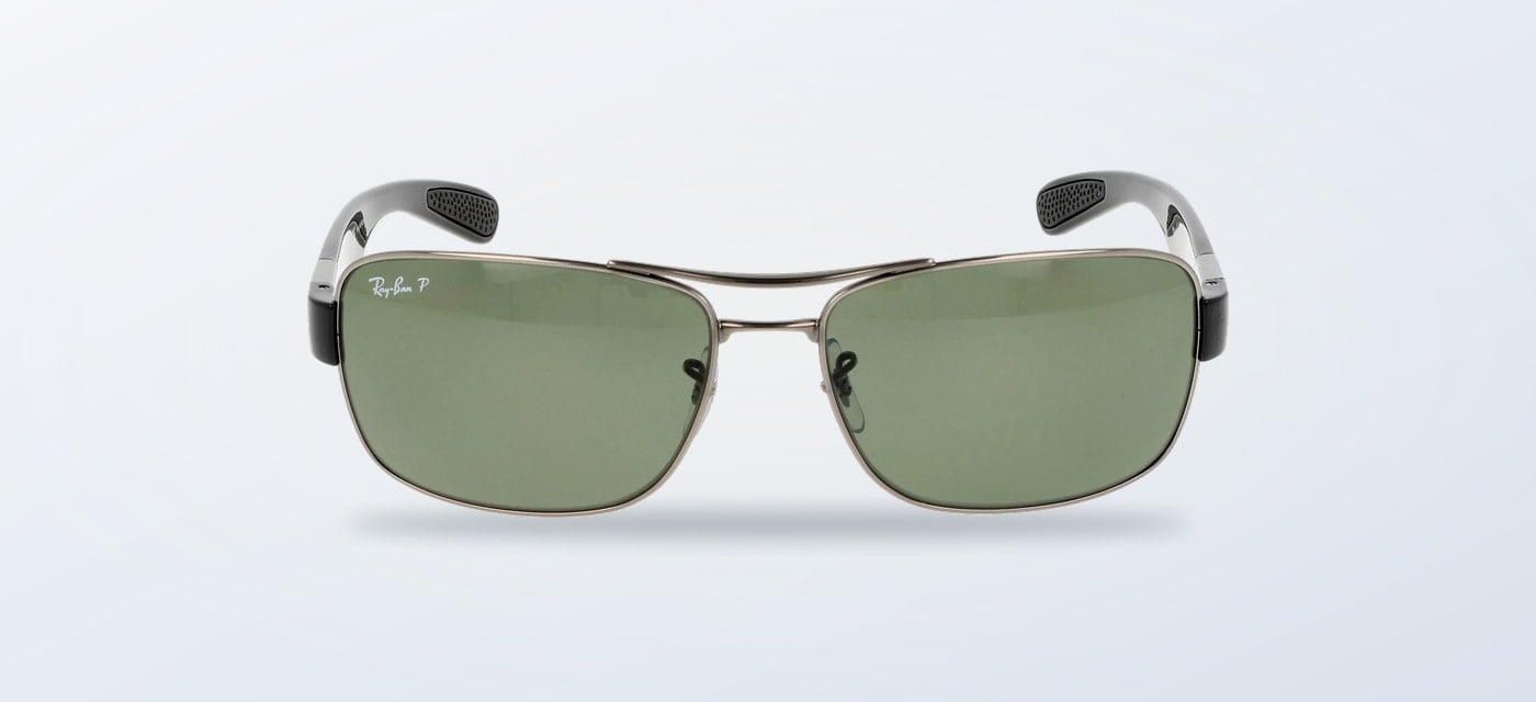 Lentes solares Ray-Ban RB3522P grises de frente