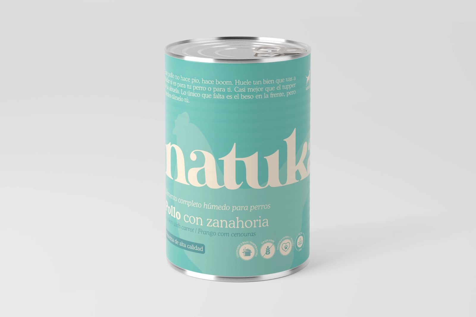 Lata de pollo completa de Natuka para perros