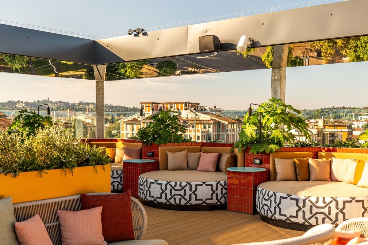 Terraza en la azotea de The Social Hub en Florencia