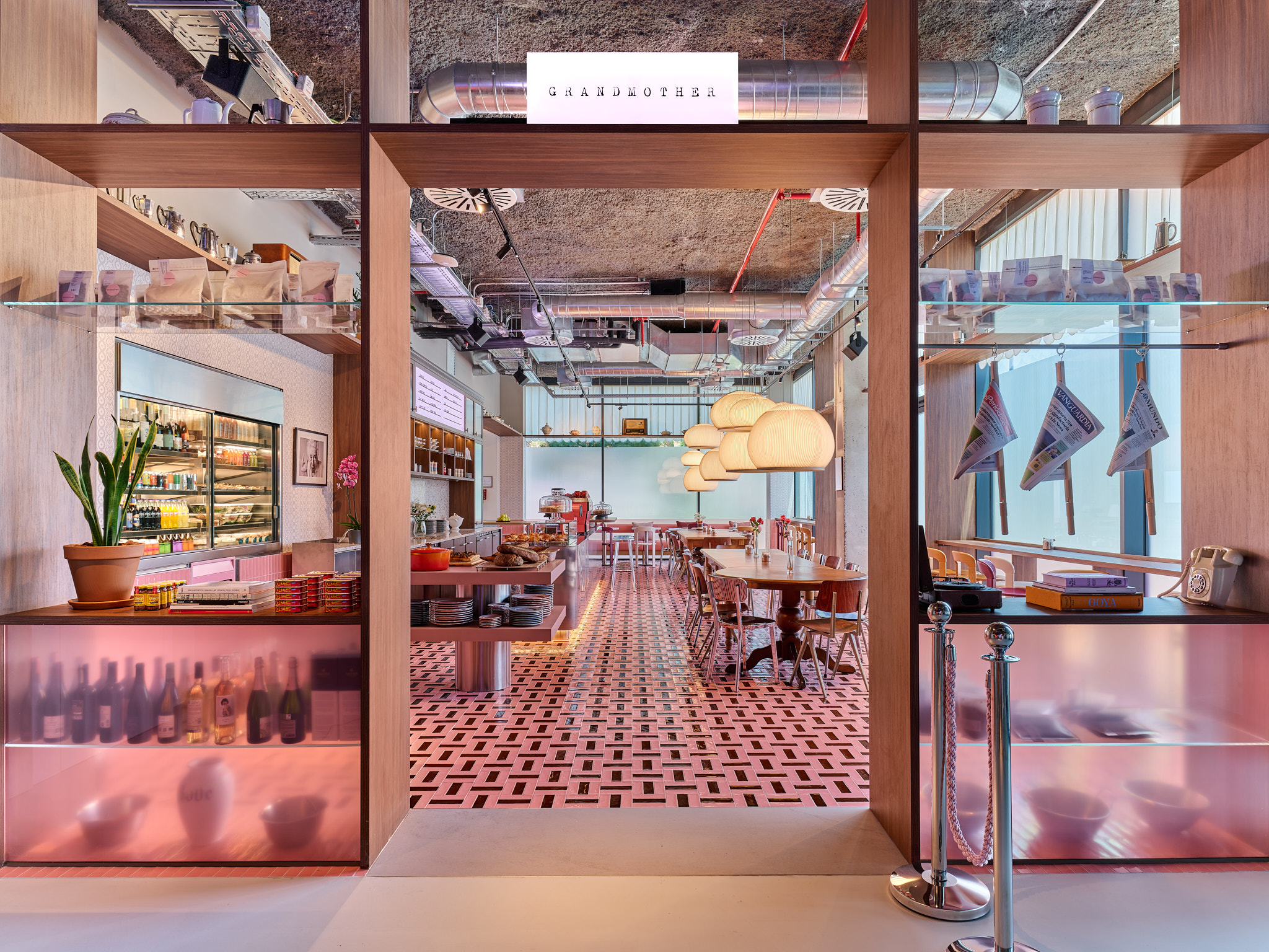 Interior de Grandmother Café en Barcelona