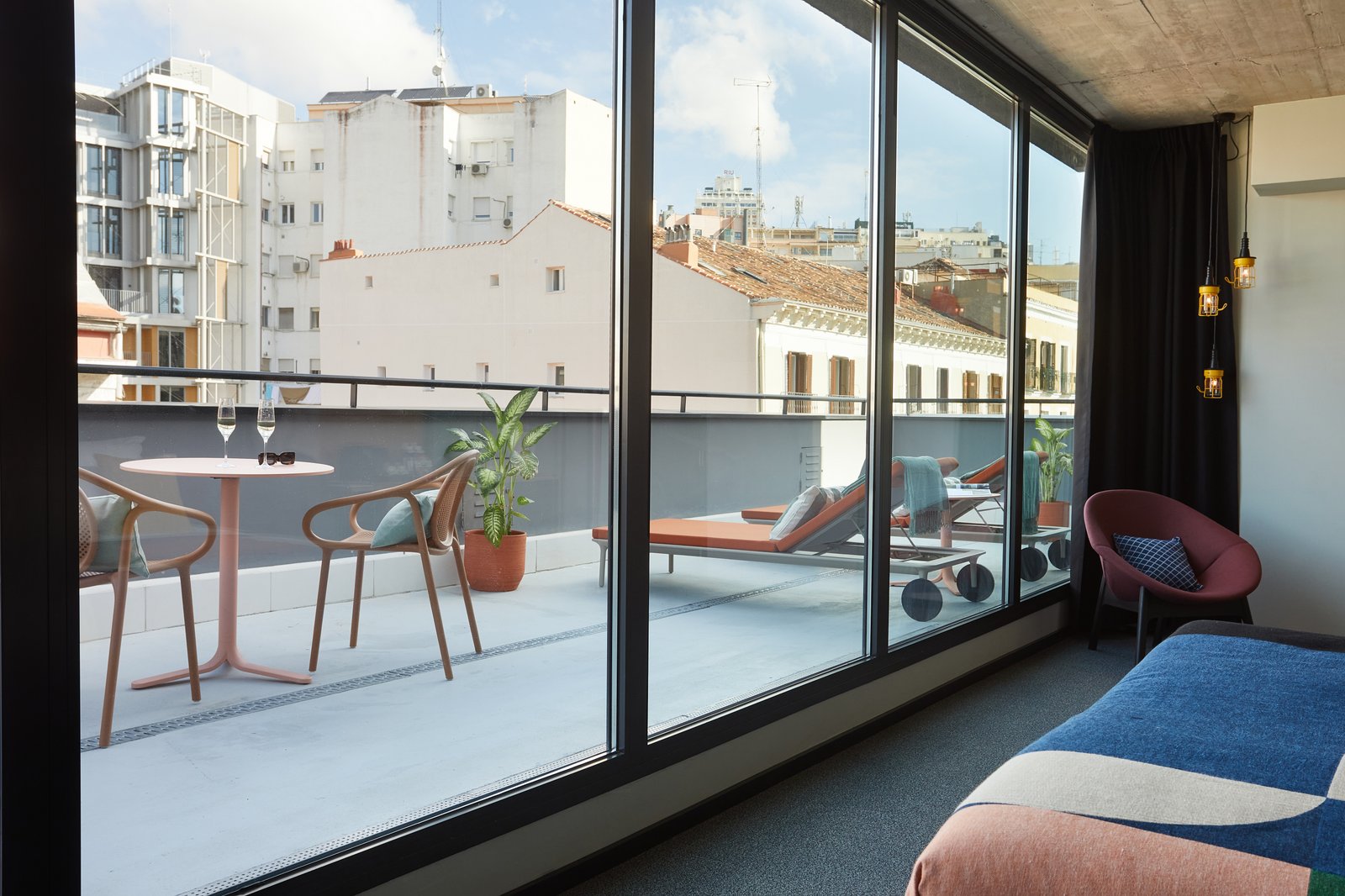 Habitación Deluxe King con terraza de The Social Hub Madrid