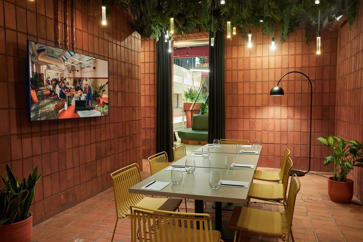 Sala de reuniones de The Social Hub en Madrid